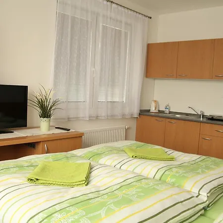 Bobule 3* Stare Mesto (Zlin)